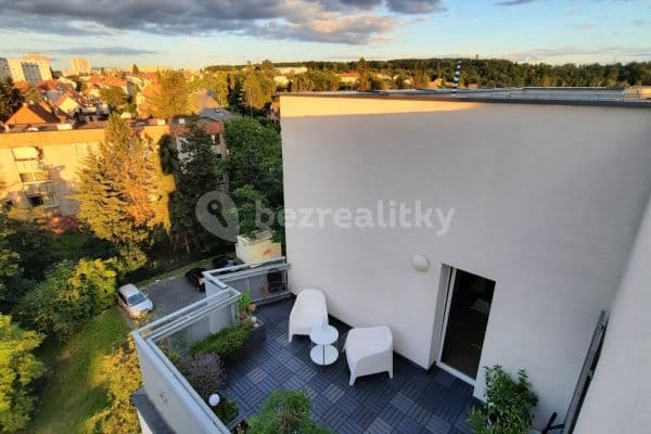 Pronájem bytu 1+kk 56 m², Hornoměcholupská, Hlavní město Praha Pronájem bytu 1+kk 56 m², Hornoměcholupská, Hlavní město Praha