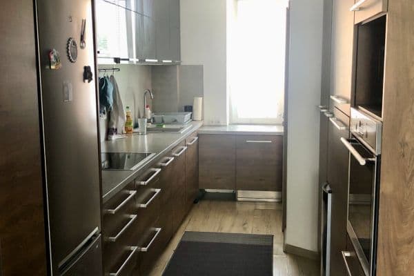 Pronájem bytu 2+kk 53 m², Macanova, Pardubice Pronájem bytu 2+kk 53 m², Macanova, Pardubice