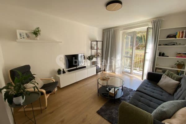 Pronájem bytu 2+kk 50 m², Jeremenkova, Praha Pronájem bytu 2+kk 50 m², Jeremenkova, Praha