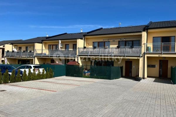 Prodej bytu 4+kk 87 m², Nová, Kouřim Prodej bytu 4+kk 87 m², Nová, Kouřim