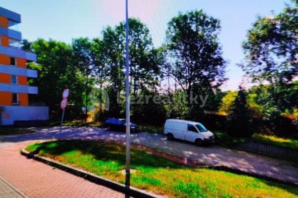 Prodej garáže 14 m², Ungarova, Hlavní město Praha Prodej garáže 14 m², Ungarova, Hlavní město Praha