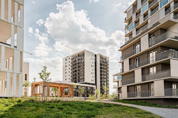 Pronájem bytu 2+kk 66 m², Mezi Vodami, Praha Pronájem bytu 2+kk 66 m², Mezi Vodami, Praha