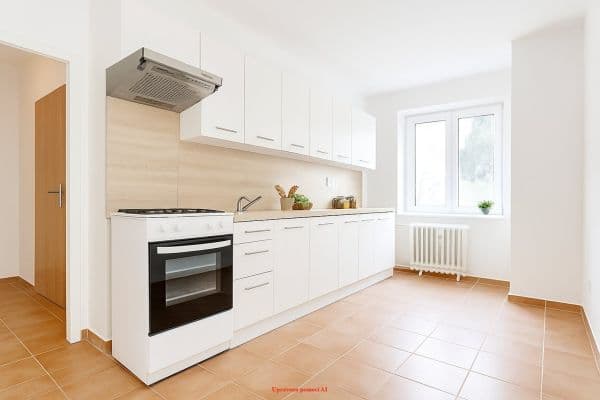 Pronájem bytu 1+1 38 m², Okružní, Pronájem bytu 1+1 38 m², Okružní,