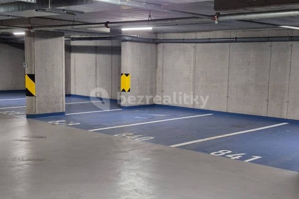 Pronájem garáže 13 m², Praha Pronájem garáže 13 m², Praha
