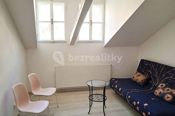 Pronájem bytu 1+kk 23 m², Holečkova, Praha Pronájem bytu 1+kk 23 m², Holečkova, Praha