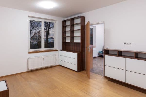 Pronájem bytu 2+kk 38 m², Na Klimentce, Praha Pronájem bytu 2+kk 38 m², Na Klimentce, Praha