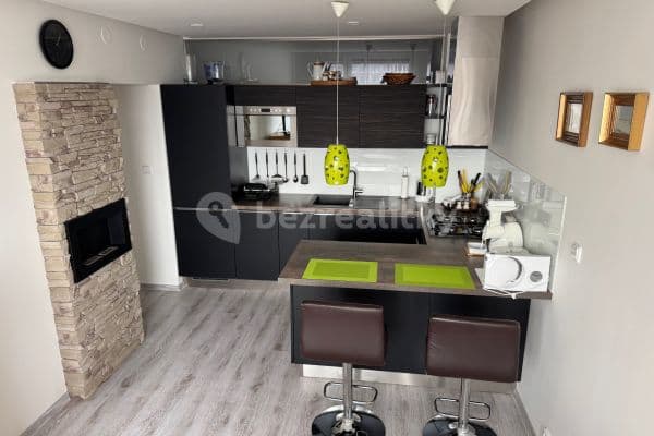 Pronájem bytu 2+kk 42 m², Konstantinova, Hlavní město Praha Pronájem bytu 2+kk 42 m², Konstantinova, Hlavní město Praha