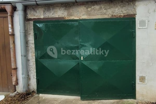 Prodej garáže 18 m², Mělník, Středočeský kraj Prodej garáže 18 m², Mělník, Středočeský kraj