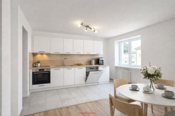 Pronájem bytu 3+kk 74 m², Hlavní třída, Havířov, Moravskoslezský kraj Pronájem bytu 3+kk 74 m², Hlavní třída, Havířov, Moravskoslezský kraj