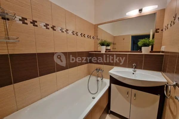 Pronájem bytu 2+1 52 m², Sokolská, Zlín, Zlínský kraj Pronájem bytu 2+1 52 m², Sokolská, Zlín, Zlínský kraj