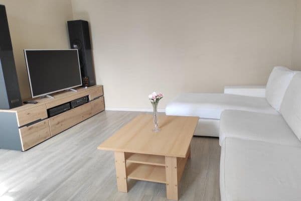 Pronájem bytu 2+kk 53 m², V Javorech, Praha Pronájem bytu 2+kk 53 m², V Javorech, Praha