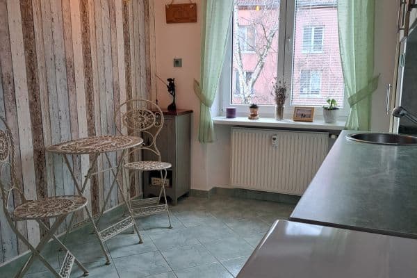 Pronájem bytu 2+1 60 m², Vrázova, Teplice, Ústecký kraj Pronájem bytu 2+1 60 m², Vrázova, Teplice, Ústecký kraj