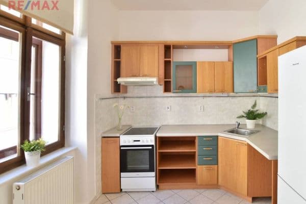 Pronájem bytu 2+1 75 m², Česká, České Budějovice Pronájem bytu 2+1 75 m², Česká, České Budějovice