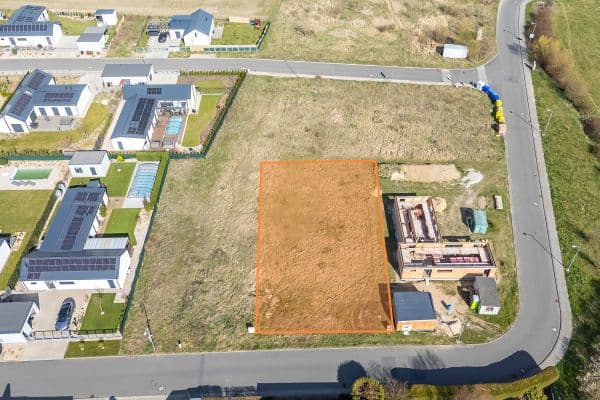 Prodej pozemku 848 m², Na Hroudách 1, Prodej pozemku 848 m², Na Hroudách 1,
