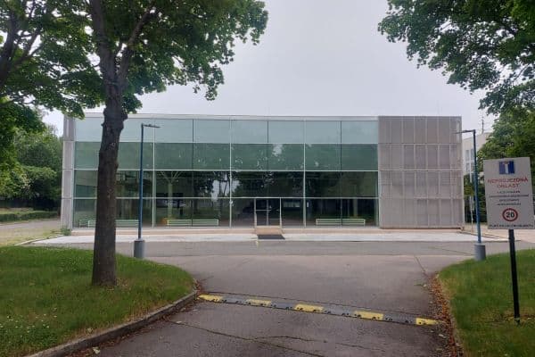 Pronájem nebytového prostoru 1.462 m², Za Mototechnou, Praha, Praha Pronájem nebytového prostoru 1.462 m², Za Mototechnou, Praha, Praha