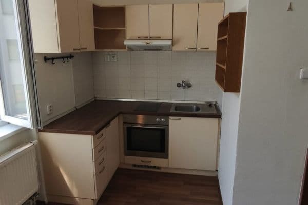 Pronájem bytu 1+1 45 m², Puškinova, Prostějov Pronájem bytu 1+1 45 m², Puškinova, Prostějov