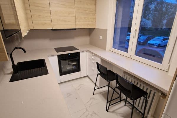 Pronájem bytu 3+1 70 m², Přistoupimská, Hlavní město Praha Pronájem bytu 3+1 70 m², Přistoupimská, Hlavní město Praha