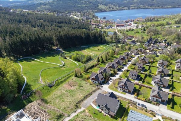 Prodej pozemku 750 m², Lipno nad Vltavou Prodej pozemku 750 m², Lipno nad Vltavou