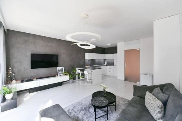 Pronájem bytu 3+kk 83 m², Petržílkova, Hlavní město Praha Pronájem bytu 3+kk 83 m², Petržílkova, Hlavní město Praha