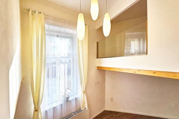 Pronájem bytu 2+1 72 m², Klaricova, České Budějovice Pronájem bytu 2+1 72 m², Klaricova, České Budějovice