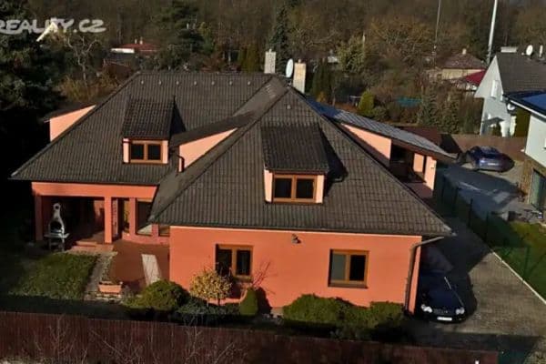 Prodej domu 364 m², pozemek 920 m², Jarovská, Ohrobec Prodej domu 364 m², pozemek 920 m², Jarovská, Ohrobec