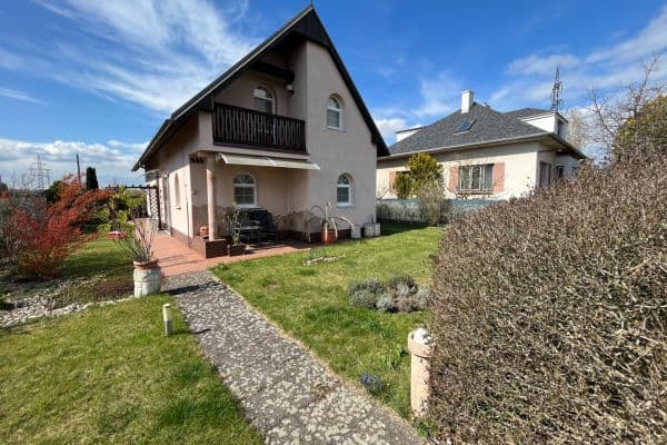 Prodej domu 160 m², pozemek 777 m², Železniční, Libiš Prodej domu 160 m², pozemek 777 m², Železniční, Libiš