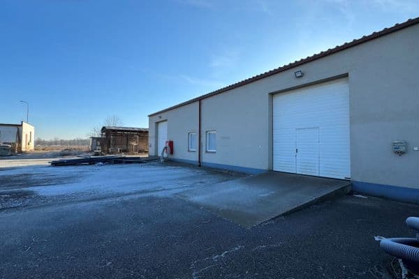 Pronájem nebytového prostoru 175 m², V Aleji, Předměřice nad Labem Pronájem nebytového prostoru 175 m², V Aleji, Předměřice nad Labem