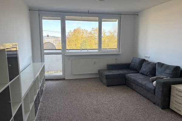 Pronájem bytu 3+1 75 m², Na Úbočí, Jablonec nad Nisou Pronájem bytu 3+1 75 m², Na Úbočí, Jablonec nad Nisou