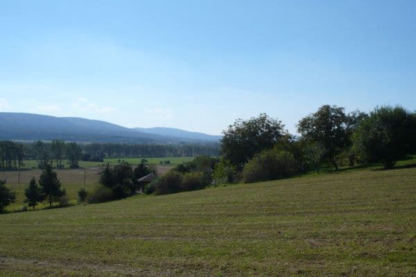 Prodej pozemku 1.413 m², Nesvačily Prodej pozemku 1.413 m², Nesvačily