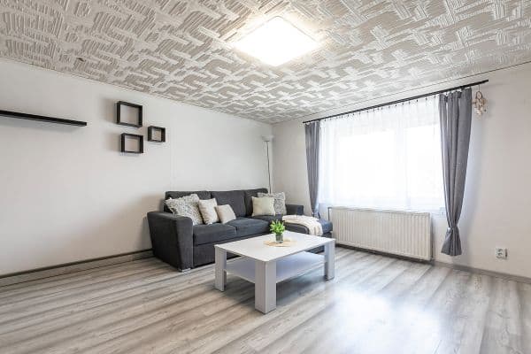 Prodej domu 200 m², pozemek 309 m², Doksany, Prodej domu 200 m², pozemek 309 m², Doksany,
