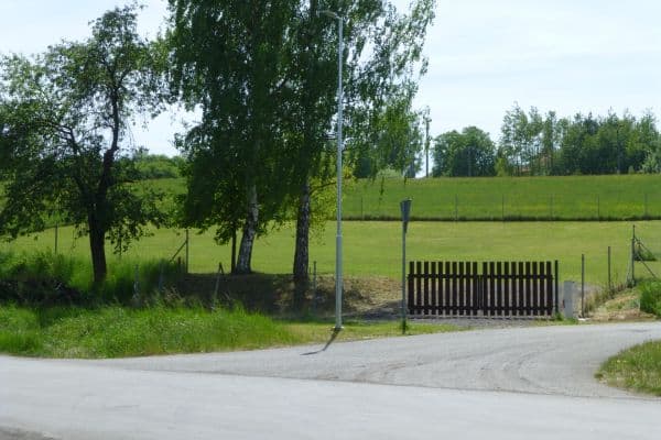Prodej pozemku 2.428 m², Radnice Prodej pozemku 2.428 m², Radnice