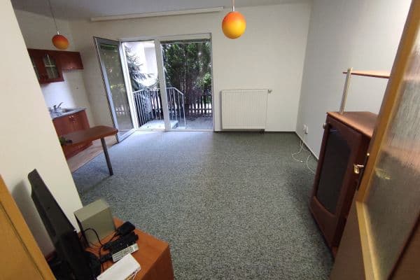 Pronájem bytu 1+kk 49 m², Hedvábná, Liberec Pronájem bytu 1+kk 49 m², Hedvábná, Liberec