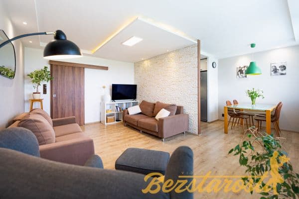Prodej bytu 3+1 73 m², Přecechtělova, Hlavní město Praha Prodej bytu 3+1 73 m², Přecechtělova, Hlavní město Praha