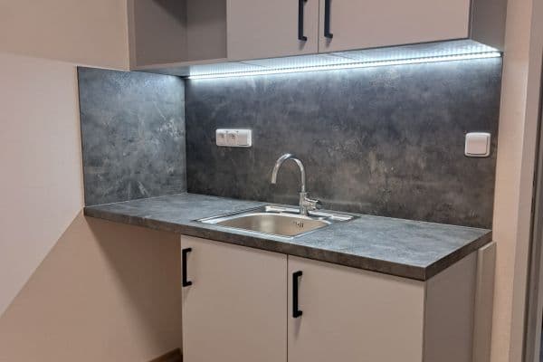 Pronájem bytu 1+kk 12 m², Nová ulice, Střelice Pronájem bytu 1+kk 12 m², Nová ulice, Střelice