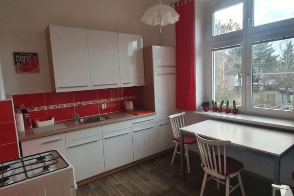 Pronájem bytu 3+1 90 m², Dvořákova, Olomouc Pronájem bytu 3+1 90 m², Dvořákova, Olomouc