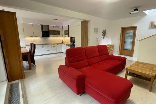 Prodej domu 152 m², pozemek 280 m², Dělená, Praha Prodej domu 152 m², pozemek 280 m², Dělená, Praha