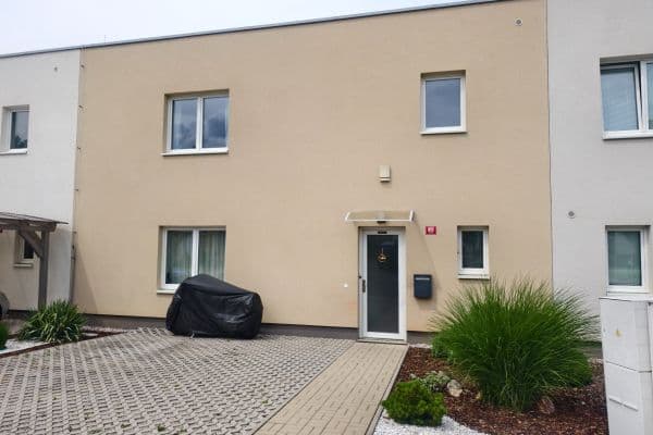 Prodej domu 114 m², pozemek 309 m², Tři Vršky, Králův Dvůr Prodej domu 114 m², pozemek 309 m², Tři Vršky, Králův Dvůr