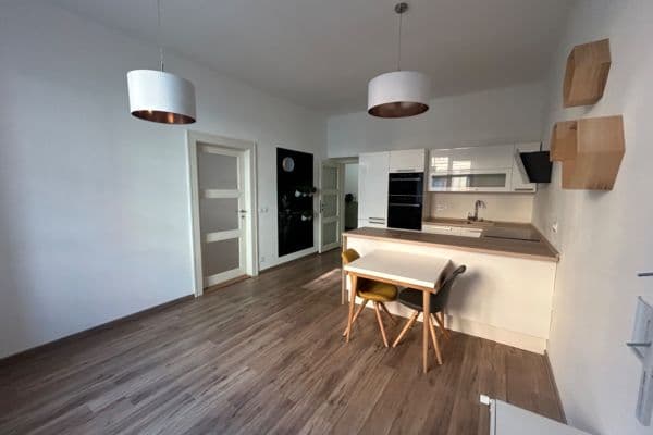 Pronájem bytu 2+kk 59 m², Havlíčkova, Pardubice, Pardubický kraj Pronájem bytu 2+kk 59 m², Havlíčkova, Pardubice, Pardubický kraj