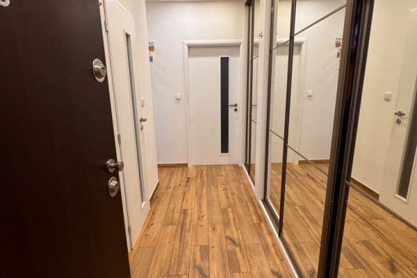 Pronájem bytu 2+1 51 m², Hiršlova, Praha Pronájem bytu 2+1 51 m², Hiršlova, Praha