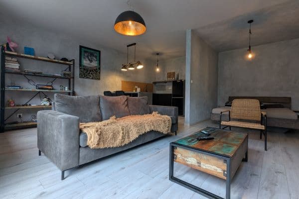 Pronájem bytu 1+1 52 m², Uzbecká, Podunajské Biskupice Pronájem bytu 1+1 52 m², Uzbecká, Podunajské Biskupice