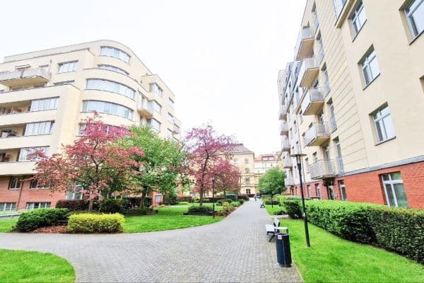 Pronájem bytu 4+kk 204 m², U Zvonařky, Praha Pronájem bytu 4+kk 204 m², U Zvonařky, Praha