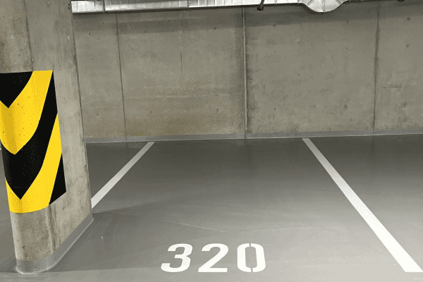 Pronájem garáže 14 m², Ramonova, Praha Pronájem garáže 14 m², Ramonova, Praha