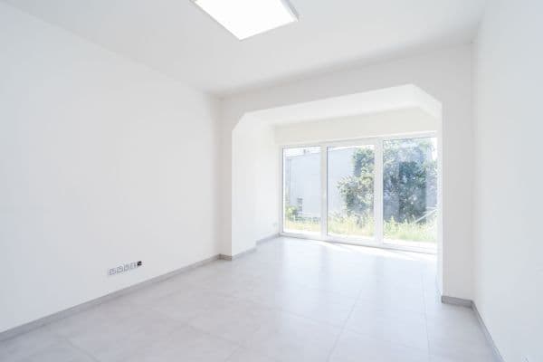 Pronájem bytu 1+kk 22 m², Na Vysočanských vinicích, Hlavní město Praha Pronájem bytu 1+kk 22 m², Na Vysočanských vinicích, Hlavní město Praha