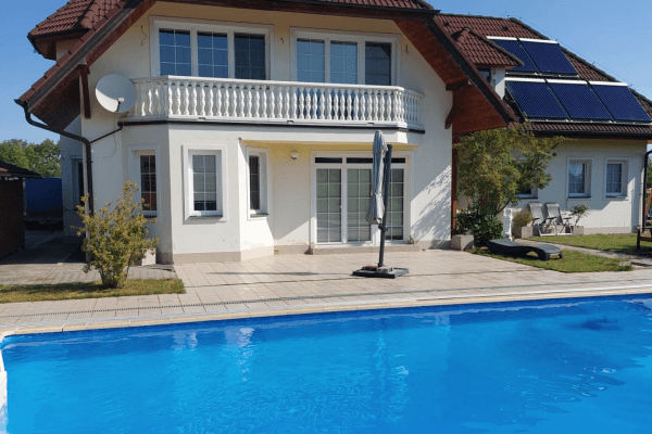 Prodej domu 340 m², pozemek 923 m², Popovičky Prodej domu 340 m², pozemek 923 m², Popovičky