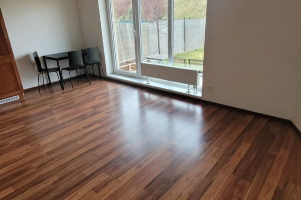 Pronájem bytu 2+kk 57 m², Blšanecká, Hlavní město Praha Pronájem bytu 2+kk 57 m², Blšanecká, Hlavní město Praha