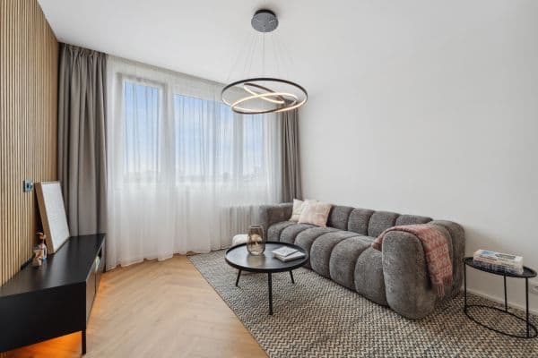Prodej bytu 3+1 73 m², Nad Lesním divadlem, Praha Prodej bytu 3+1 73 m², Nad Lesním divadlem, Praha