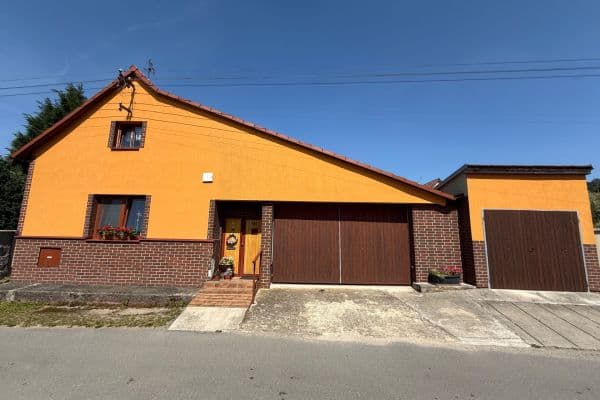 Prodej domu 140 m², pozemek 2.542 m², Na Brance, Krušovice Prodej domu 140 m², pozemek 2.542 m², Na Brance, Krušovice