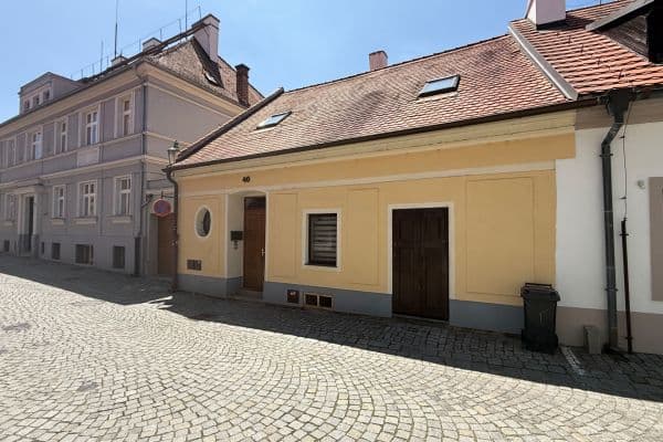 Pronájem bytu 2+1 65 m², Rooseveltova, Český Krumlov Pronájem bytu 2+1 65 m², Rooseveltova, Český Krumlov