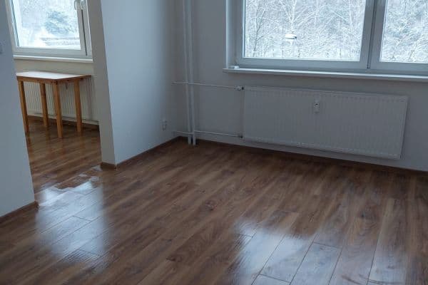 Pronájem bytu 1+1 35 m², Na Vyhaslém, Kladno, Středočeský kraj Pronájem bytu 1+1 35 m², Na Vyhaslém, Kladno, Středočeský kraj