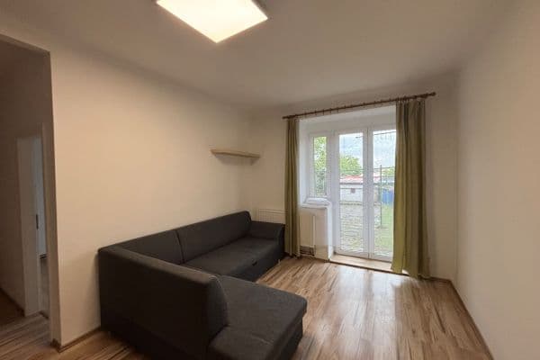 Pronájem bytu 2+kk 50 m², U První baterie, Praha Pronájem bytu 2+kk 50 m², U První baterie, Praha